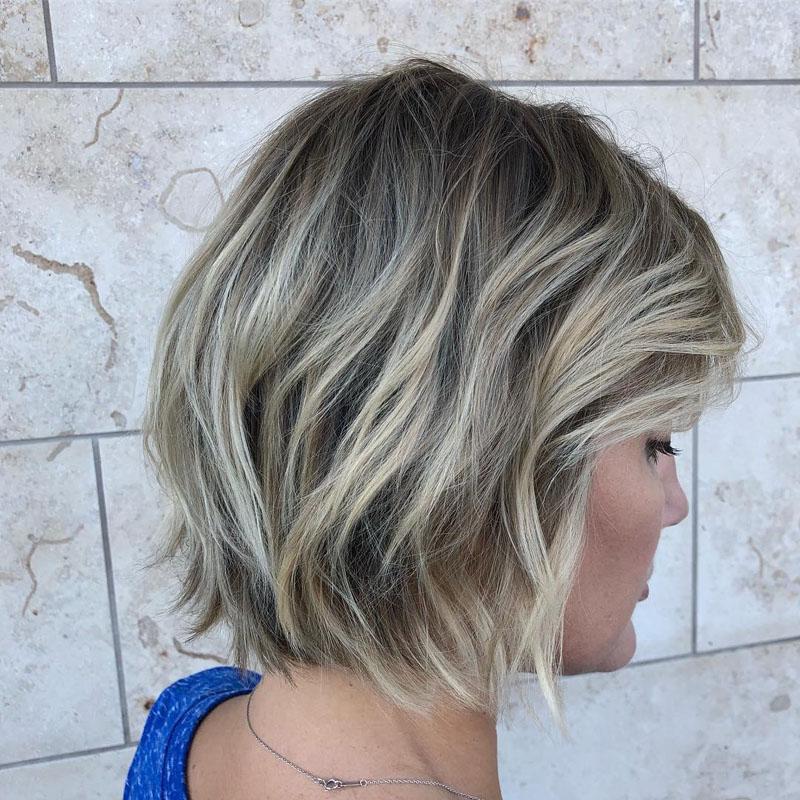 65 Attractive Wavy Bob Hairstyles in 2022