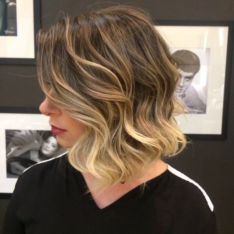 65 Attractive Wavy Bob Hairstyles in 2022