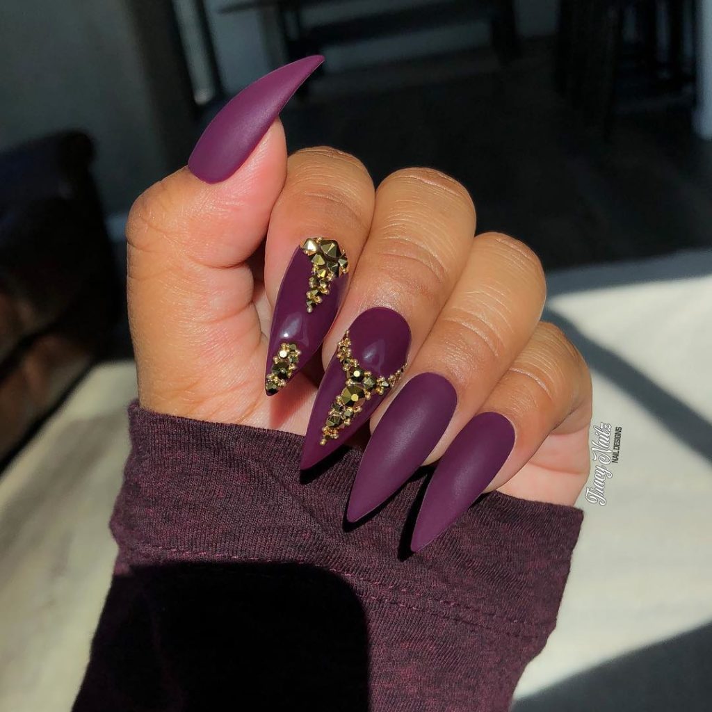 55 Pretty and Awesome Burgundy Nail Art Designs