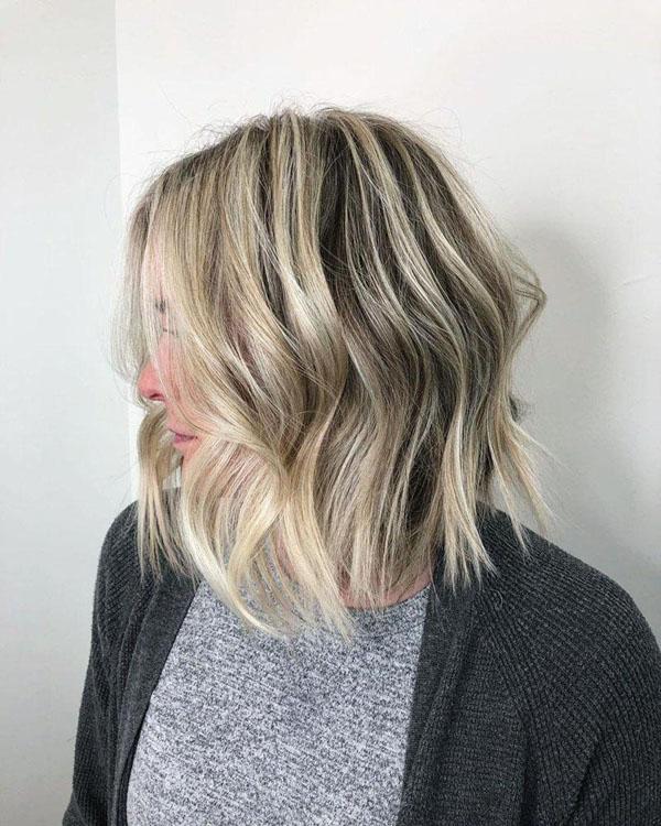 65 Attractive Wavy Bob Hairstyles in 2022