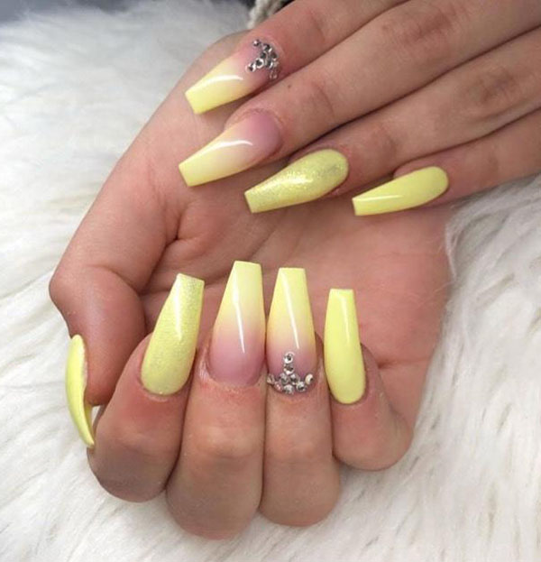 41 Pretty Yellow Nail Art Designs You Can't Miss