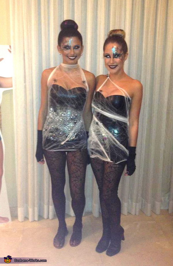 60+ Creative Girlfriend Group Halloween Costumes