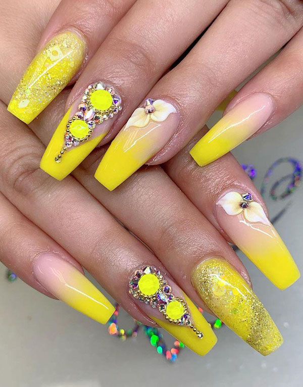 41 Pretty Yellow Nail Art Designs You Can't Miss