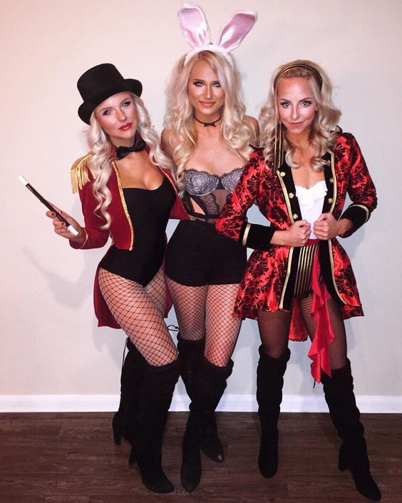 60+ Creative Girlfriend Group Halloween Costumes