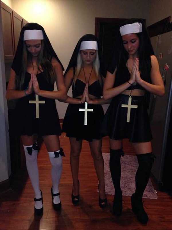 60+ Creative Girlfriend Group Halloween Costumes