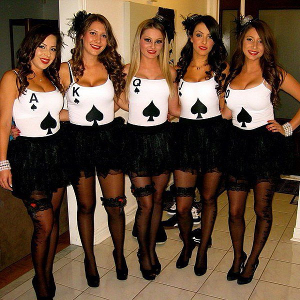 60+ Creative Girlfriend Group Halloween Costumes