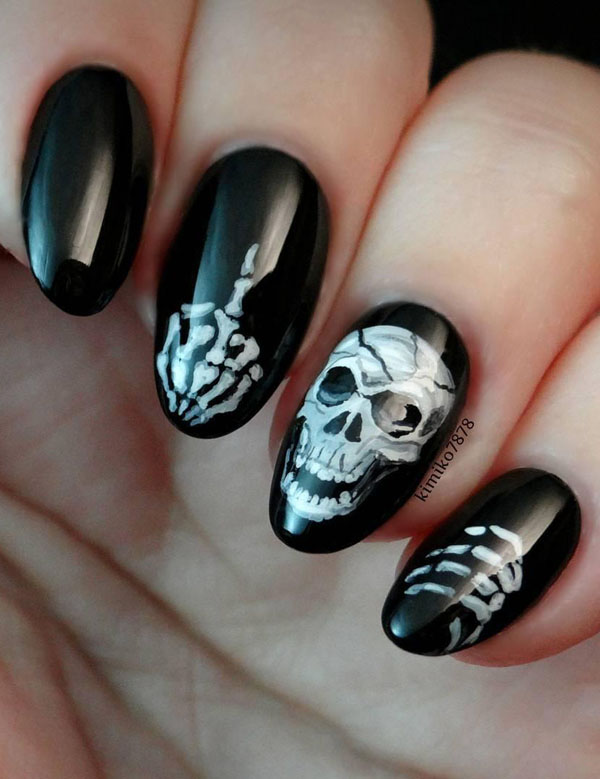 50 Stunning Halloween Nail Art Designs 2022