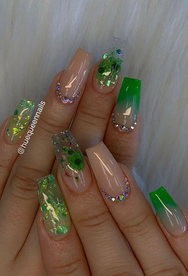 51 Dried Flower Nail Art Designs