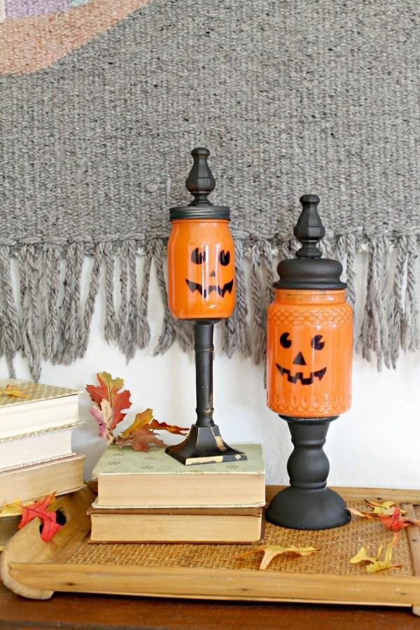 35 Easy and Inexpensive DIY Halloween Decorations for 2022