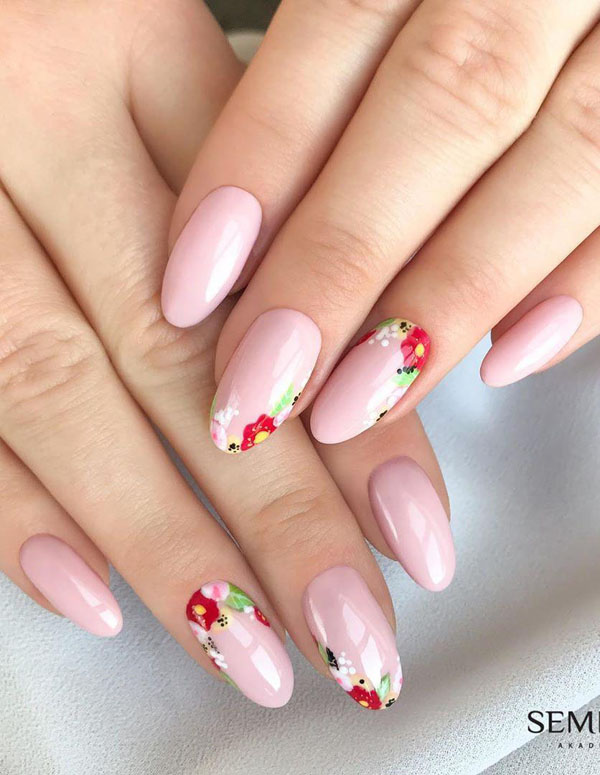 33 Outstanding Oval Nail Art Designs