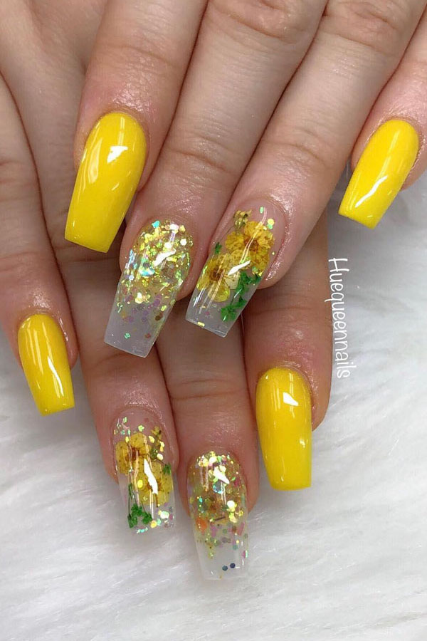 51 Dried Flower Nail Art Designs