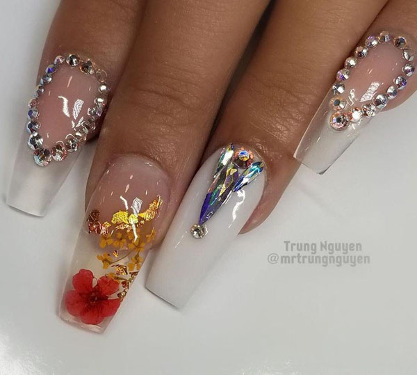 51 Dried Flower Nail Art Designs