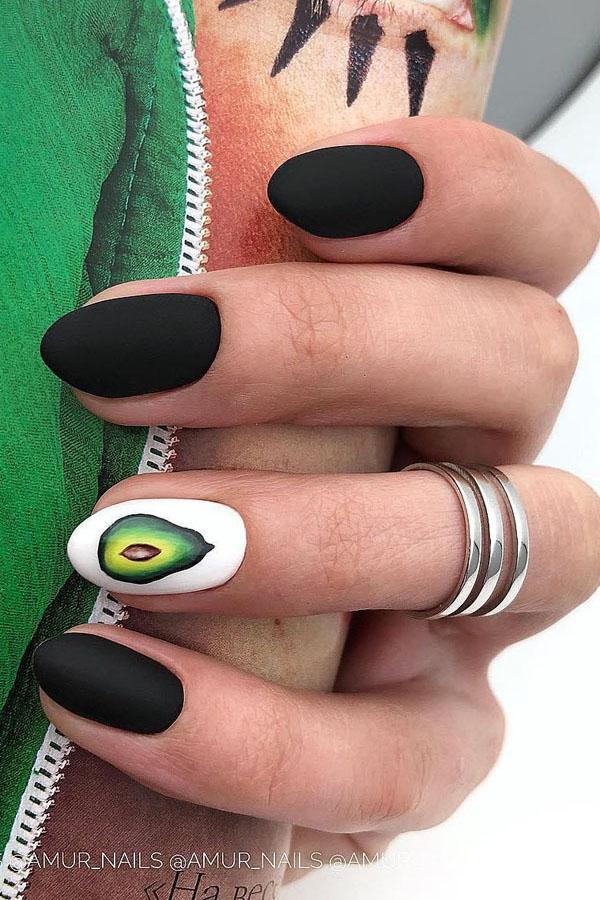 33 Outstanding Oval Nail Art Designs