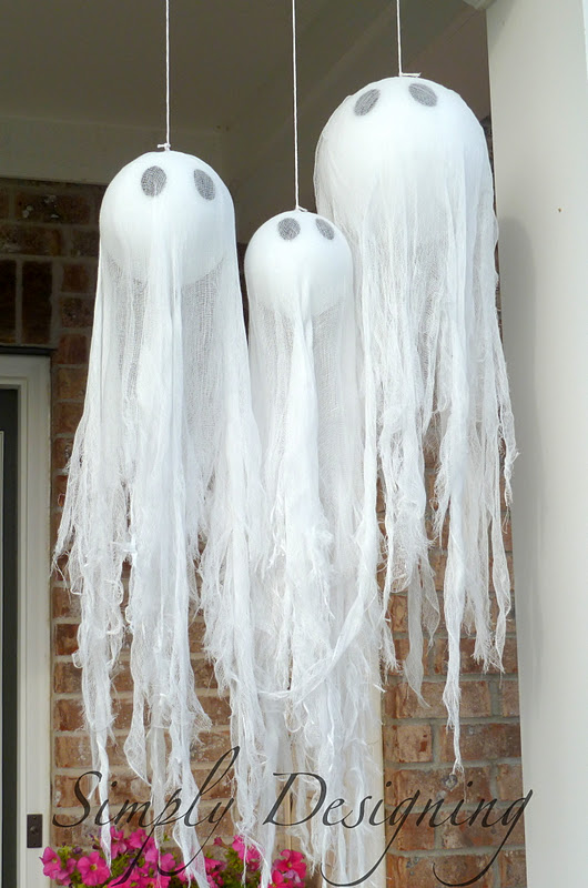 35 Easy and Inexpensive DIY Halloween Decorations for 2022