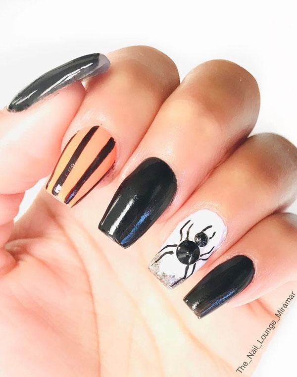 50 Stunning Halloween Nail Art Designs 2022