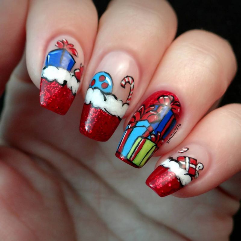 40 Festive Christmas Nail Art Designs You Must Try