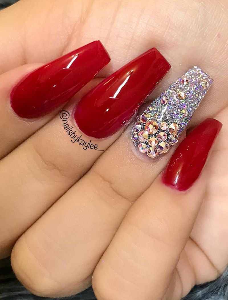 40 Classic Red Nail Designs You'll Fall In Love With