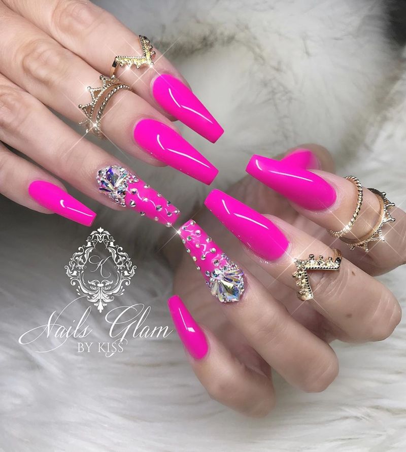 30 Trendy Pink Nail Art Designs You Have to See