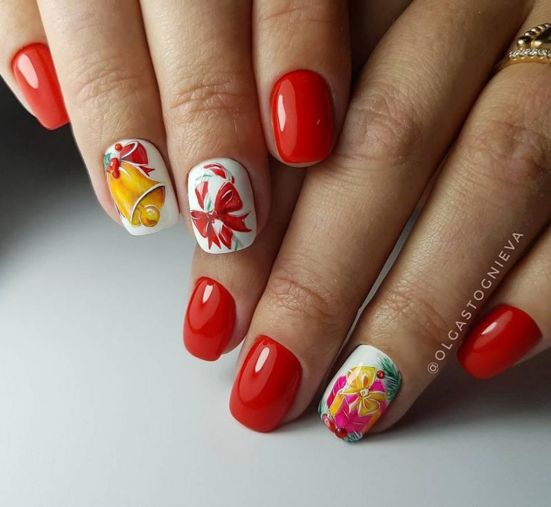 40 Festive Christmas Nail Art Designs You Must Try