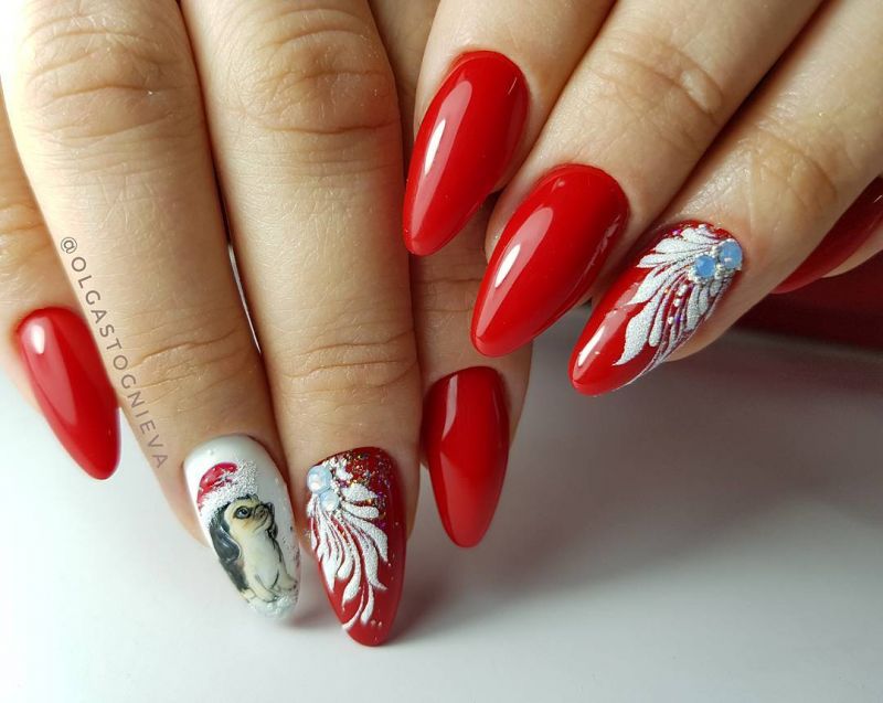 40 Festive Christmas Nail Art Designs You Must Try