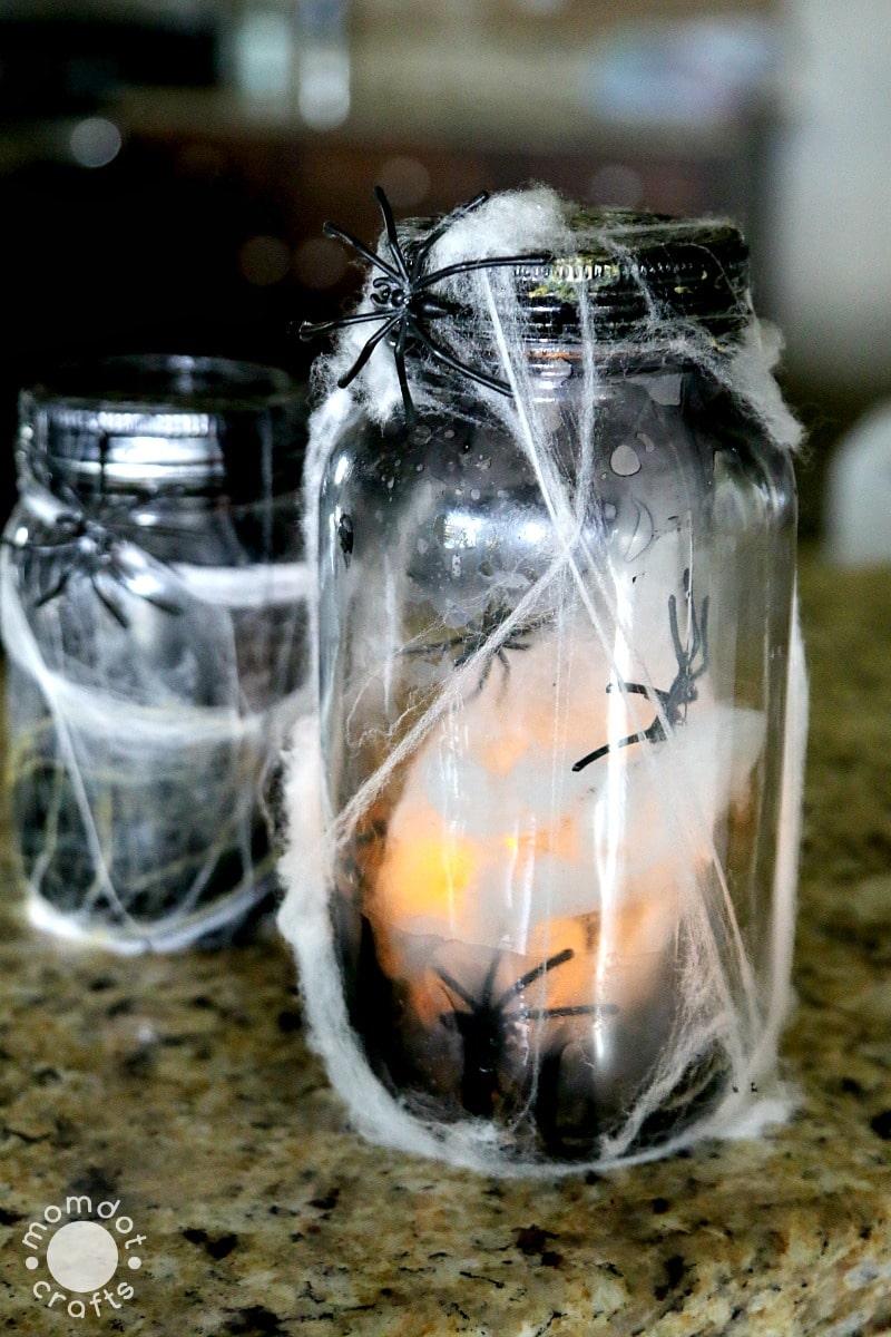 36 Creative DIY Mason Jar Crafts for Halloween to Inspire You