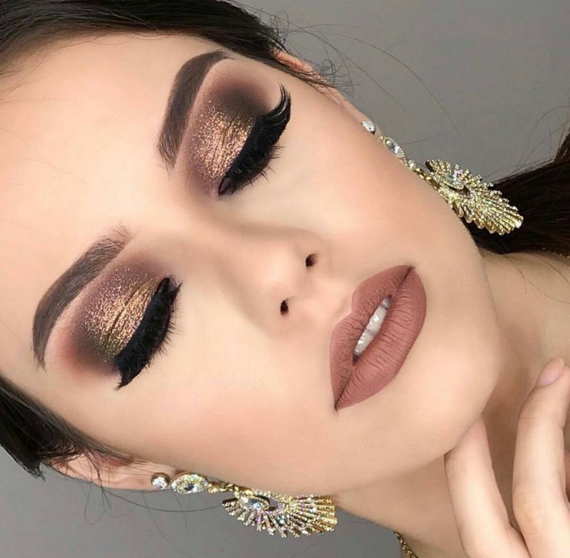 40 Glamorous Party Makeup Looks For Holiday Occasions