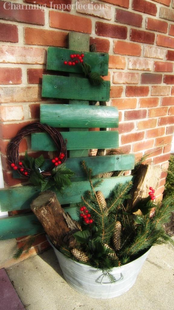 30 Creative DIY Pallet Christmas Tree Ideas  For Your Inspiration