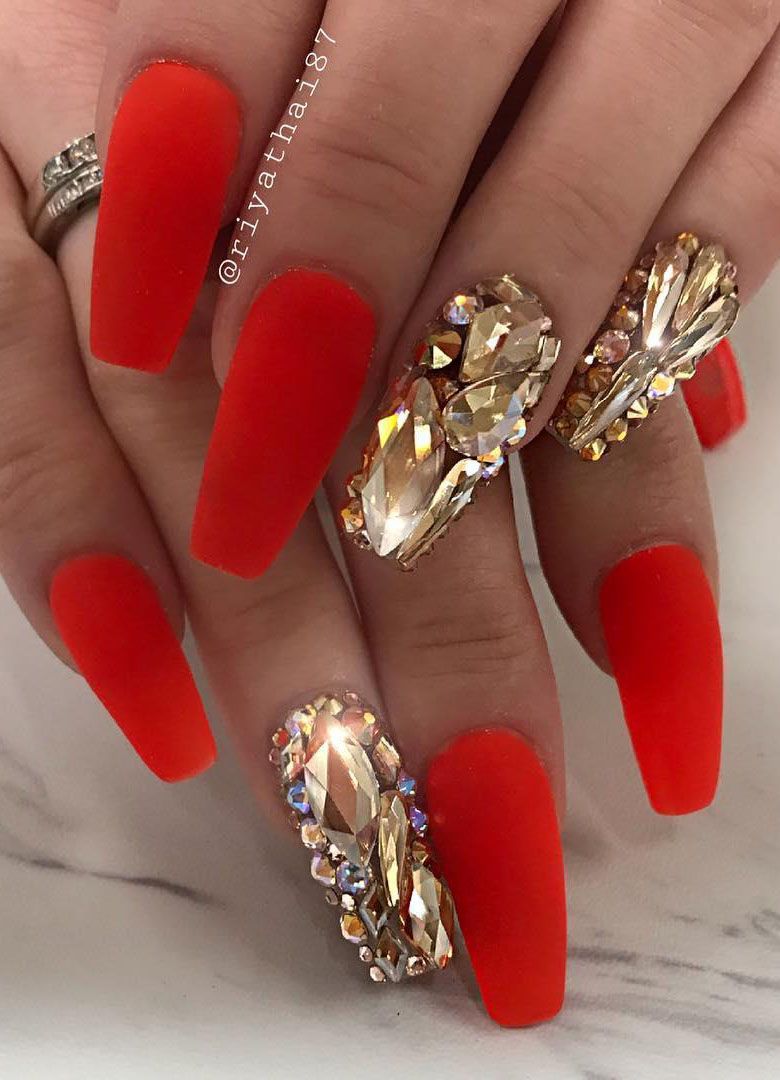 40 Classic Red Nail Designs You'll Fall In Love With