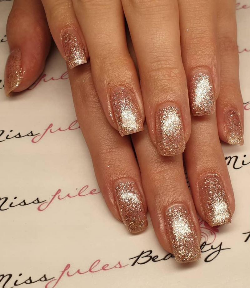 55 Trendy Rose Gold Nails That You Can't Resist