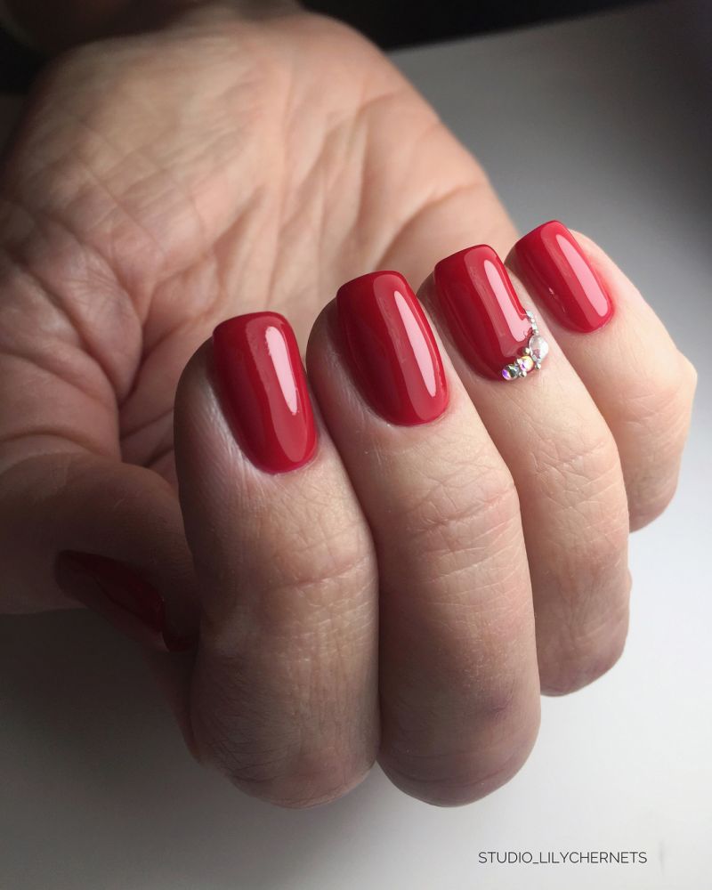 40 Classic Red Nail Designs You'll Fall In Love With