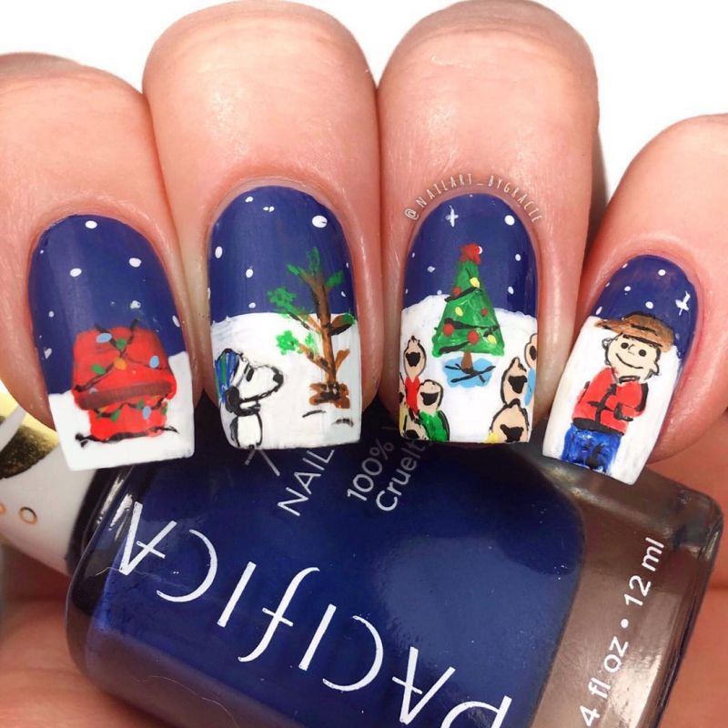 40 Festive Christmas Nail Art Designs You Must Try