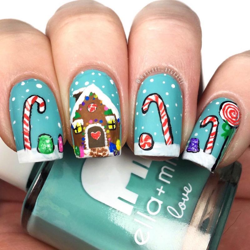 40 Festive Christmas Nail Art Designs You Must Try