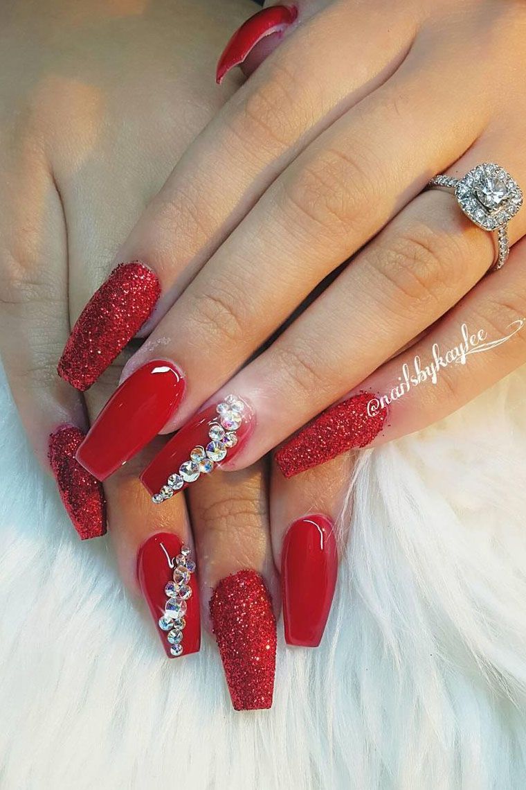 40 Classic Red Nail Designs You'll Fall In Love With