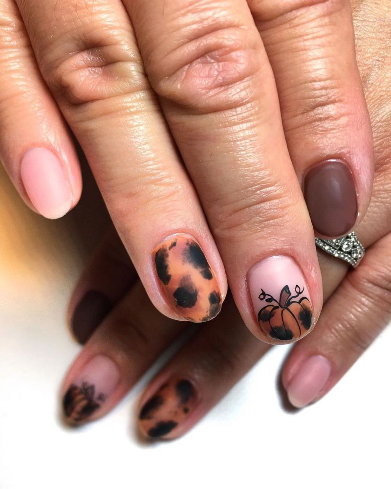 62 Trendy Thanksgiving Pumpkin Nail Art Designs to Try Right Now