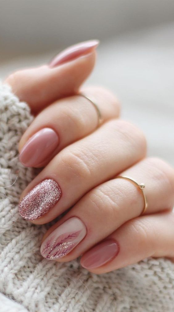 50 Gel Nail Design Ideas Perfect for Winter 2022