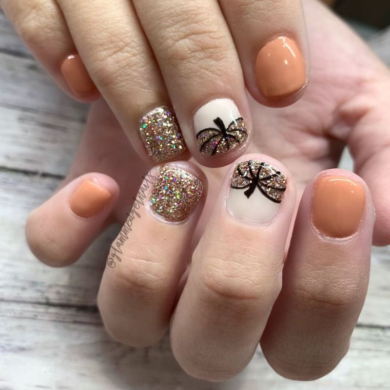 62 Trendy Thanksgiving Pumpkin Nail Art Designs to Try Right Now