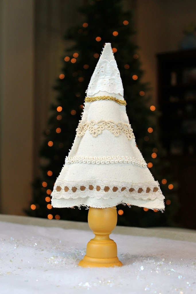 40 Cute and Creative DIY Mini Christmas Tree Ideas