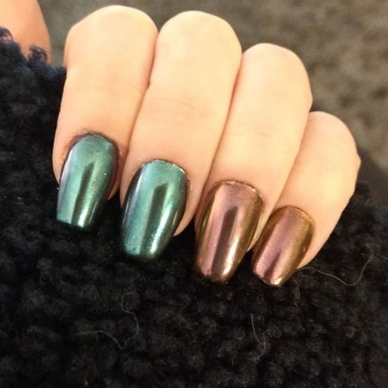 60 Classic Chrome Nail Art Designs For Winter