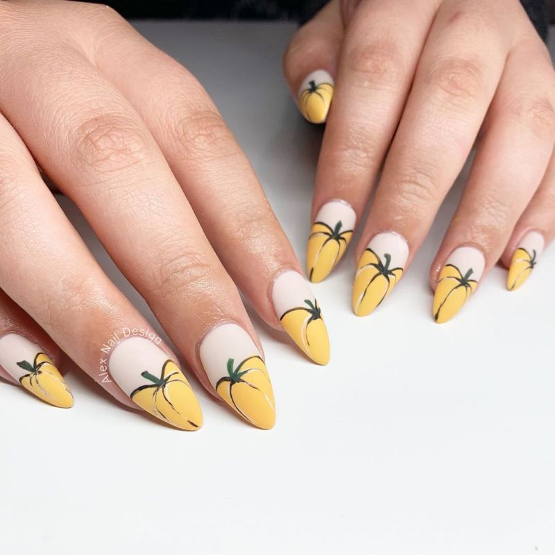 62 Trendy Thanksgiving Pumpkin Nail Art Designs to Try Right Now