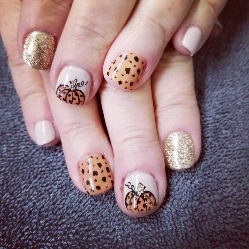 62 Trendy Thanksgiving Pumpkin Nail Art Designs to Try Right Now