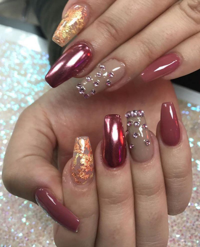 60 Classic Chrome Nail Art Designs For Winter