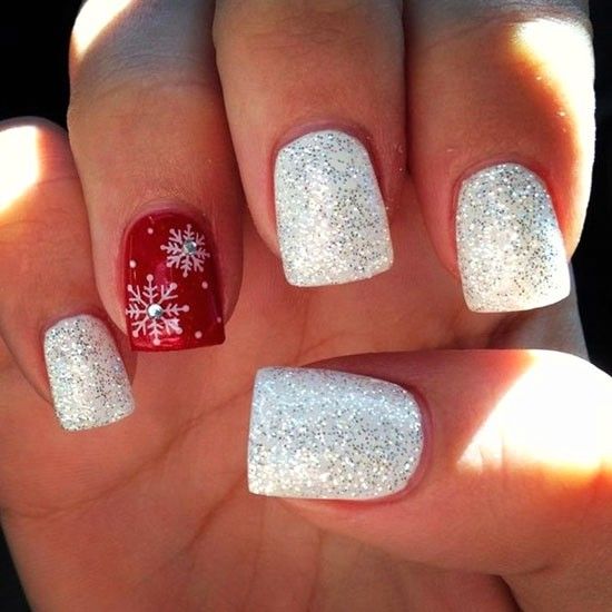 50 Festive Square Christmas Nails To Try Right Now