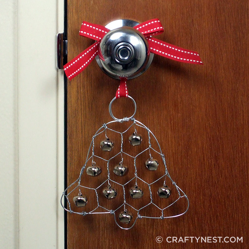 46 Genius Christmas Decorations Made from Recycled Materials