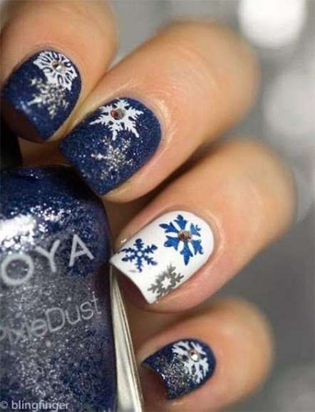 50 Festive Square Christmas Nails To Try Right Now