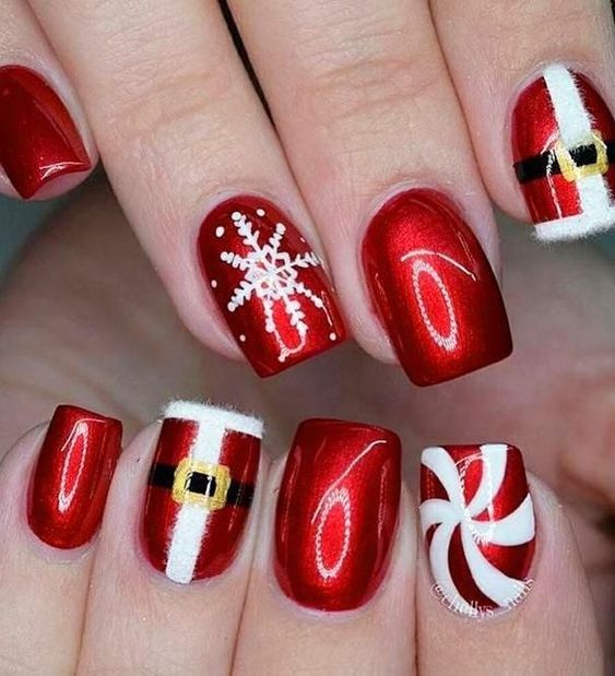 50 Festive Square Christmas Nails To Try Right Now