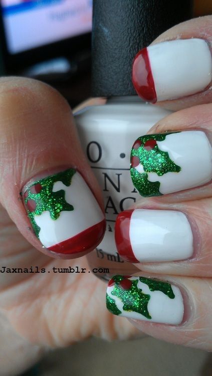 55 Gorgeous Christmas Nails With Mistletoe To Celebrate Holiday