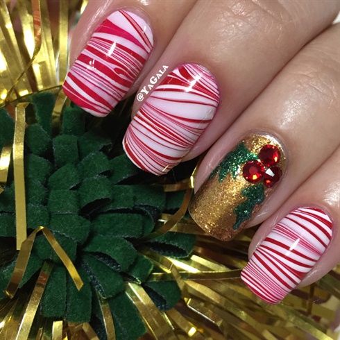 55 Gorgeous Christmas Nails With Mistletoe To Celebrate Holiday