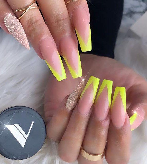 60 Pretty Yellow Acrylic Coffin Nails to Express Your Personality