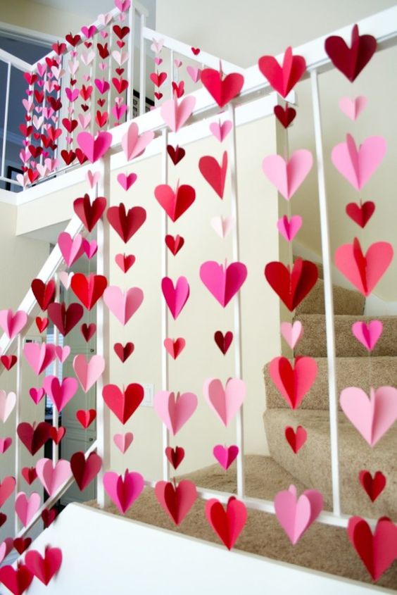30 Romantic Valentine’s Day Decorations You'll Love in 2020