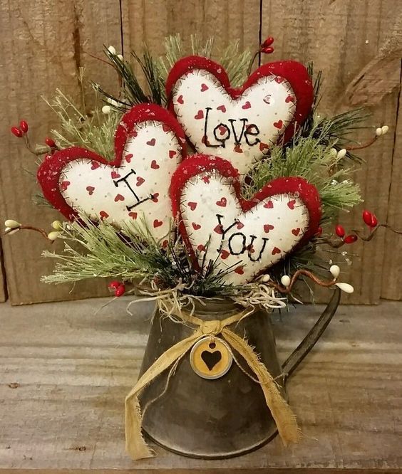 30 Romantic Valentine’s Day Decorations You'll Love in 2020